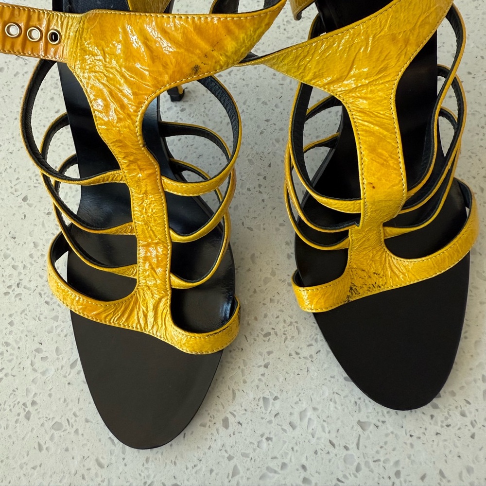 Givenchy Yellow patent leatherStrappy Women's Heels.